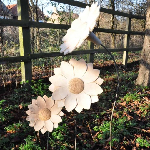 SET OF 3 WOODEN SUNFLOWERS